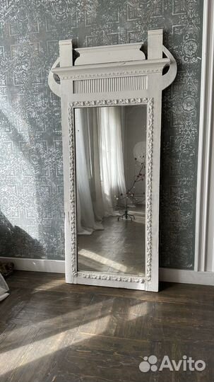 Зеркало старинное в раме