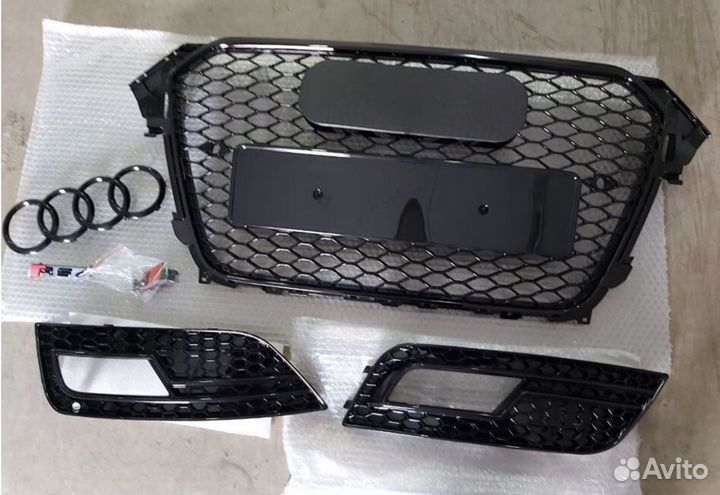Решетка радиатора Audi A4 B8 рест стиль RS4