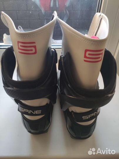 Лыжные ботинки spine concept skate 296 NNN