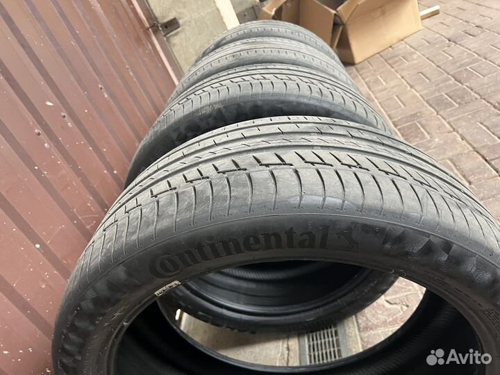 Continental PremiumContact 6 SUV 275/40 R22 и 315/35 R22