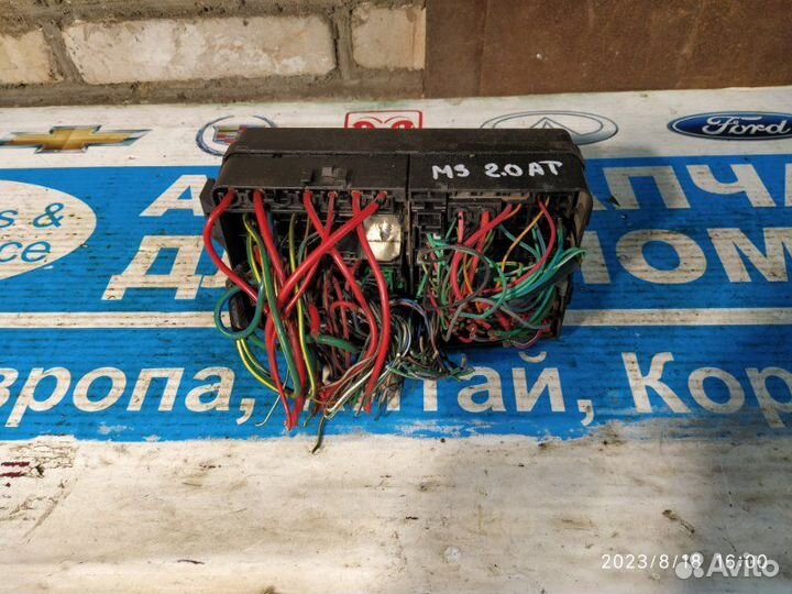 Блок предохран. под капот Ford Mondeo 00-07