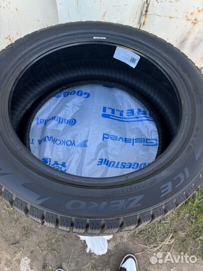 Pirelli Ice Zero 245/45 R18 100H