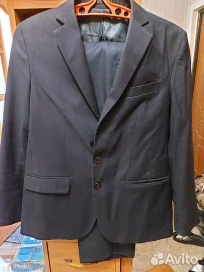 Костюм школьный