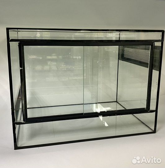 Аквариумы и террариумы