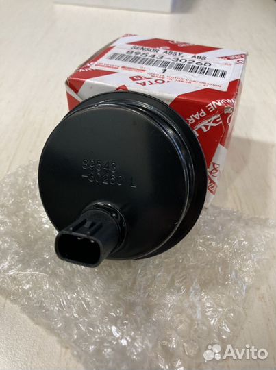 Датчик ABS передний левый