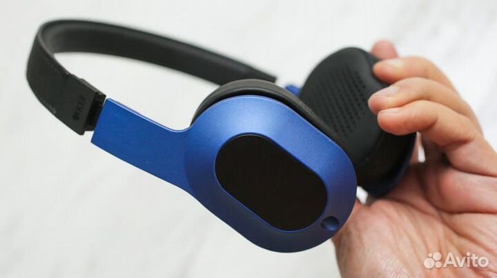 Наушники KEF M400