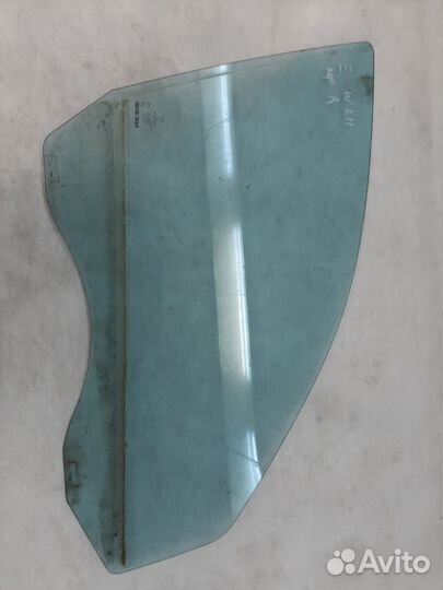 Стекло переднее правое Mercedes E 211