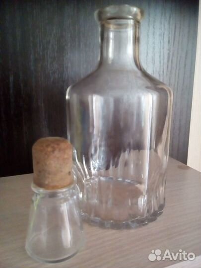 Графин, стекло