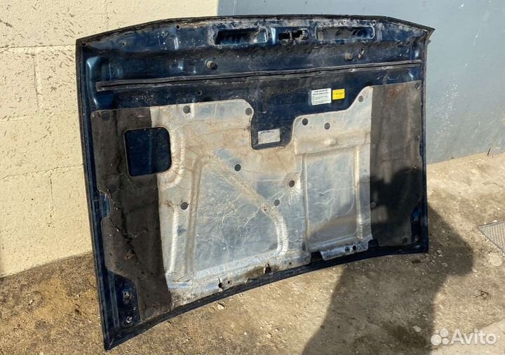 Капот Mitsubishi pajero 2 1995г