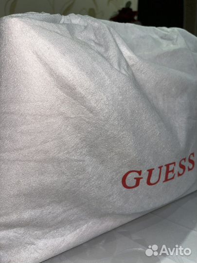 Сумка Guess