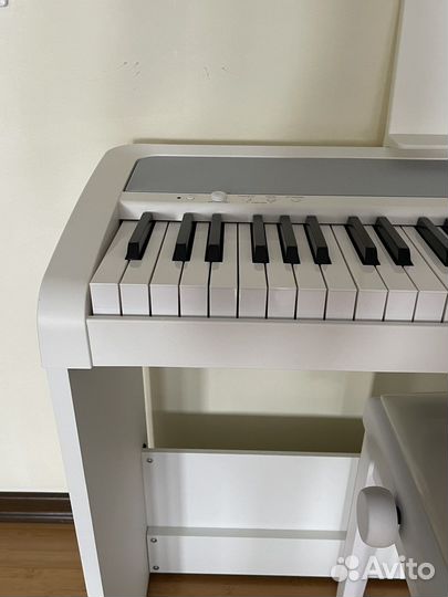 Цифровое пианино korg