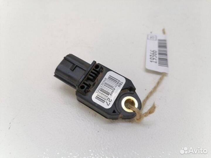 Датчик airbag Toyota Corolla E150