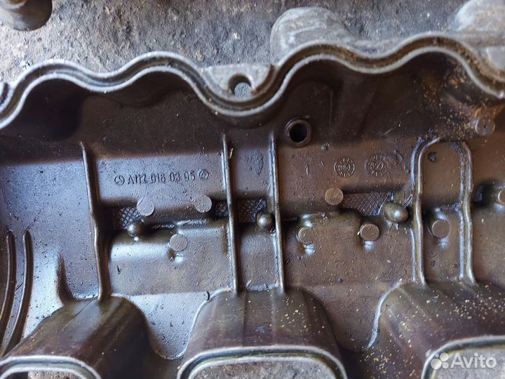 Клапанная крышка двигателя Mercedes-Benz M112 3.2