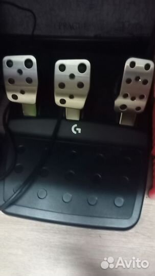 Игровой руль с педалями logitech g923