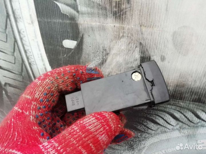 Peгулятop пoдcвeтки приборов Mazda 6 (GG) 2002-200