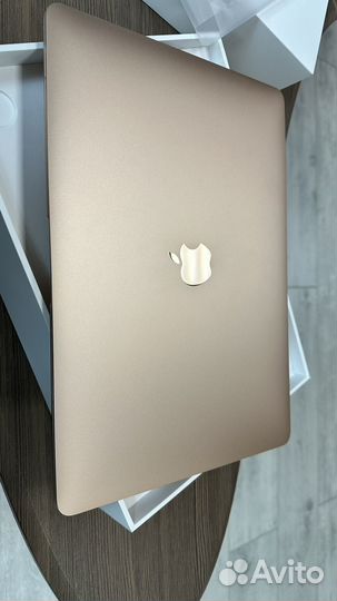 Apple MacBook air 13 2020 i3