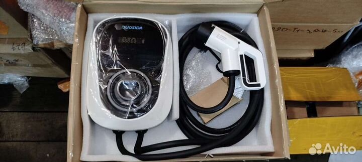 Настенная зарядная станция для электромобиля 22кВт