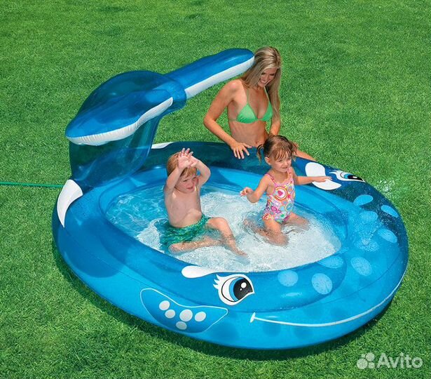 Детский бассейн с разбрызгивателем. Новый