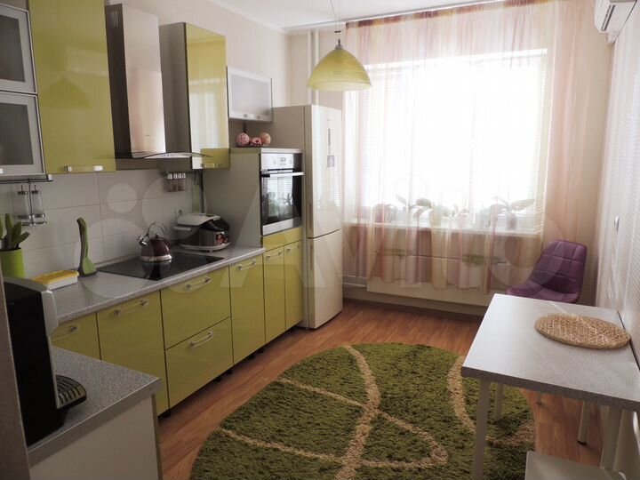 1-к. квартира, 42 м², 8/17 эт.