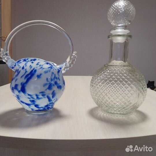 Ваза-корзинка цвет. стекло СССР и графин-мерзавчик