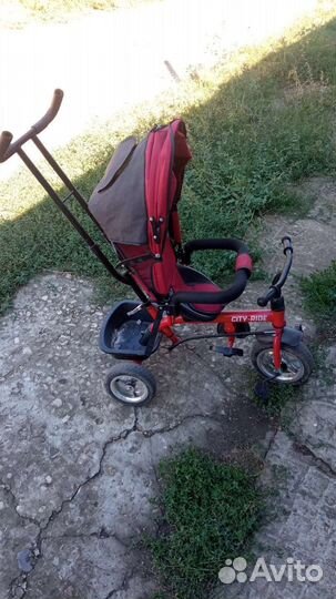Детский велосипед с ручкой бу