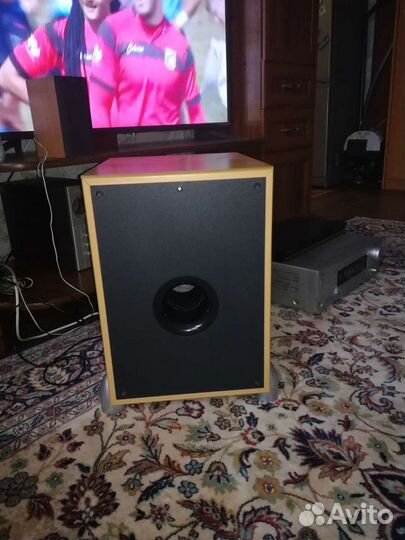 Сабвуфер BBK