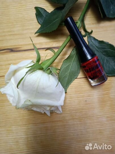 Лак для ногтей