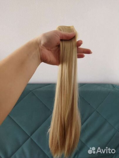 Волосы на заколках искусственные