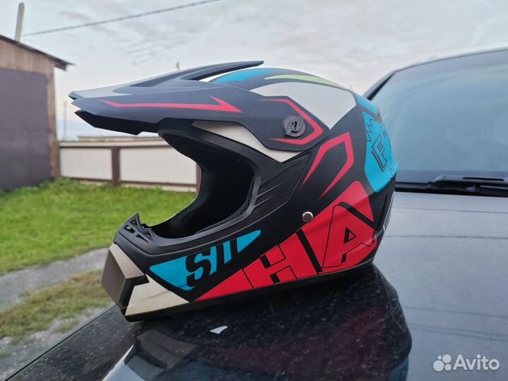 Кроссовый шлем