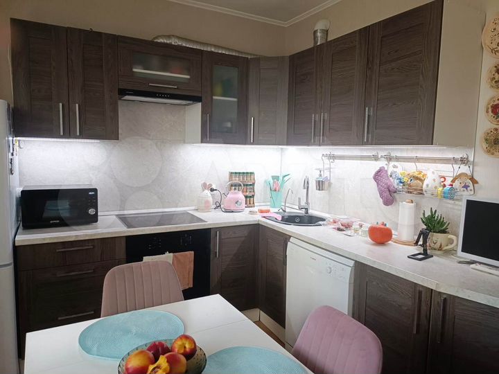 2-к. квартира, 55,7 м², 3/25 эт.