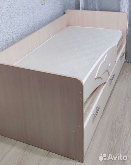 Детская кровать с ортопедическим матрасом