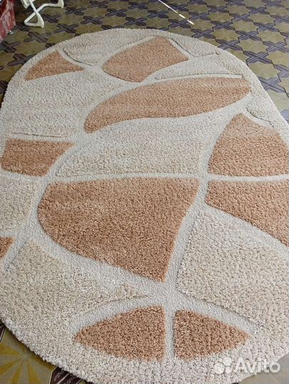 Красивый палас 2*3в отличном состоянии, после чист