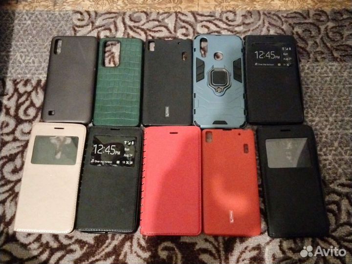 Чехлы на телефон