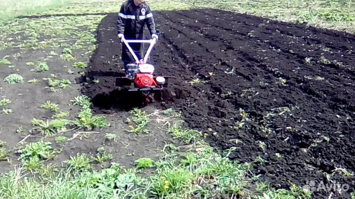 Вспашка земли