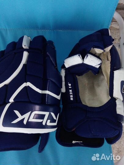 Шлем хоккейный