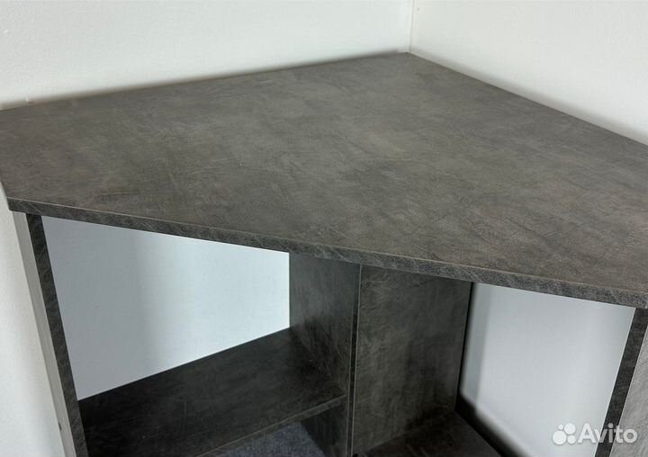 Угловой письменный стол бу