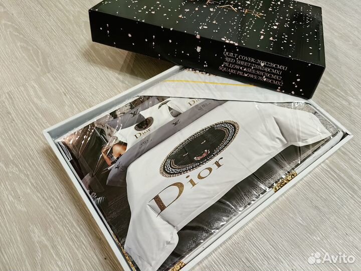Брендовое постельное белье в подарочной упаковке