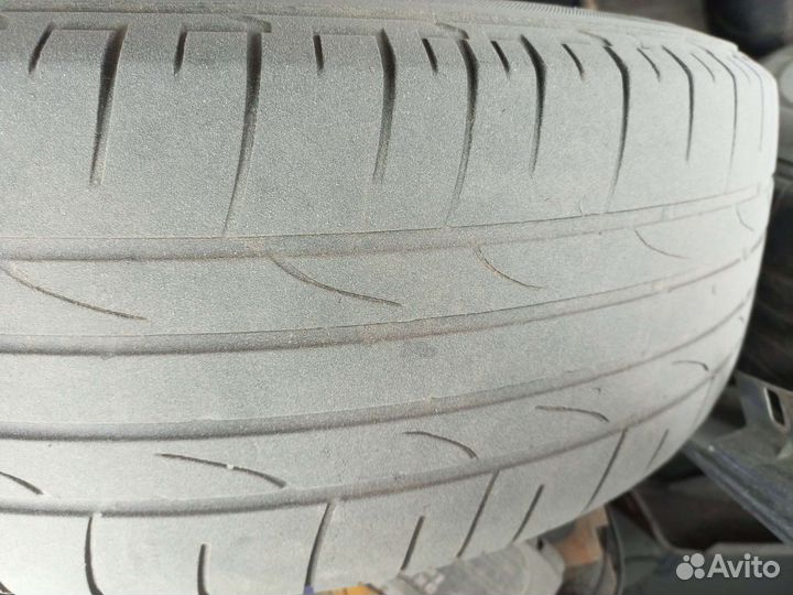Bridgestone B280 215/65 R16