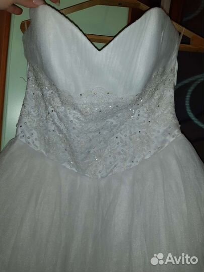 Свадебное платье