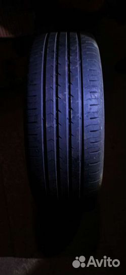 Continental ContiPremiumContact 5 7/7 R17 и 7/7 R17