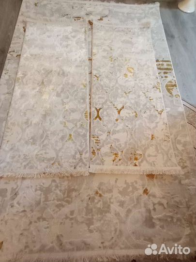 Ковры комплект новый