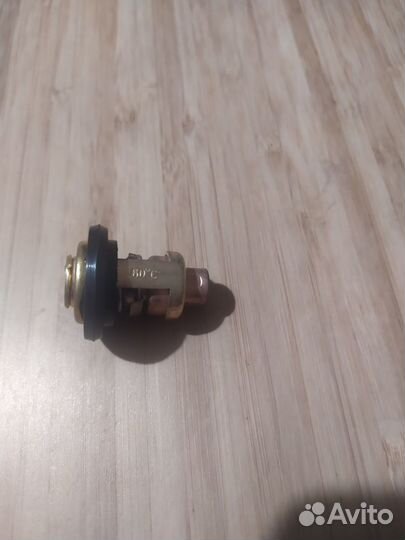 Термостат Yamaha 66m-12411-01