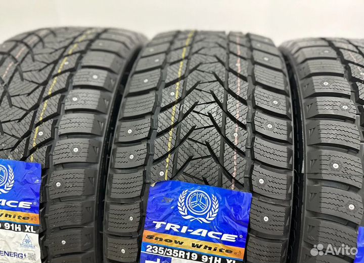 Tri Ace Snow White II 235/35 R19 51H