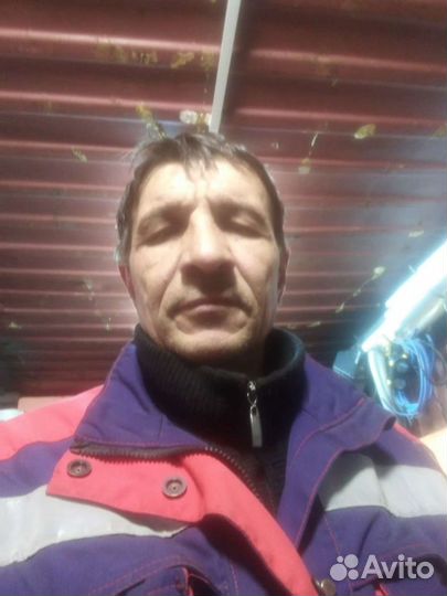 Электромонтёр по ремонту и обслуживанию электрообо