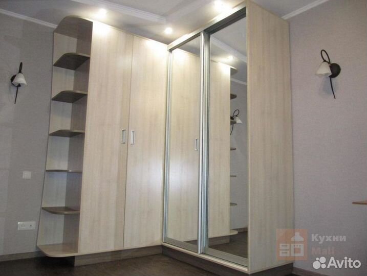 Шкаф распашной