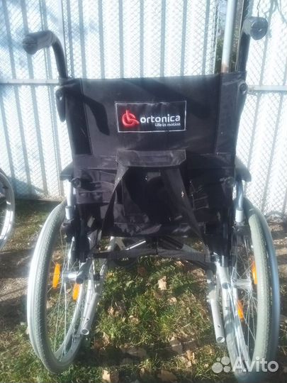 Инвалидное кресло-каталка