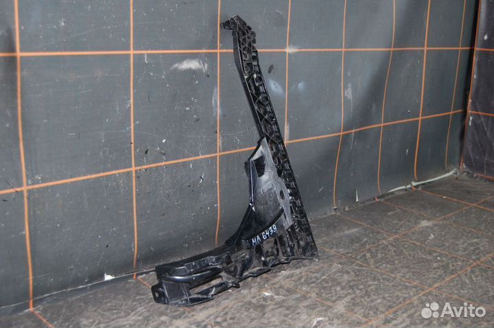 Кронштейн бампера заднего правый - Mercedes W213