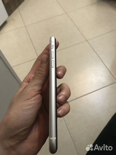 iPhone Xr, 128 ГБ