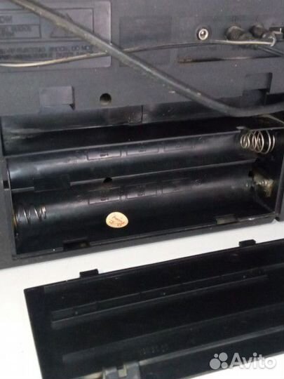 Магнитофон Fugison