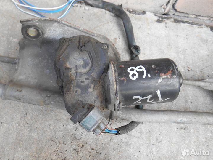 Моторчик дворников Toyota Avensis T22